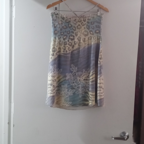 Dress - Picture 1 of 2